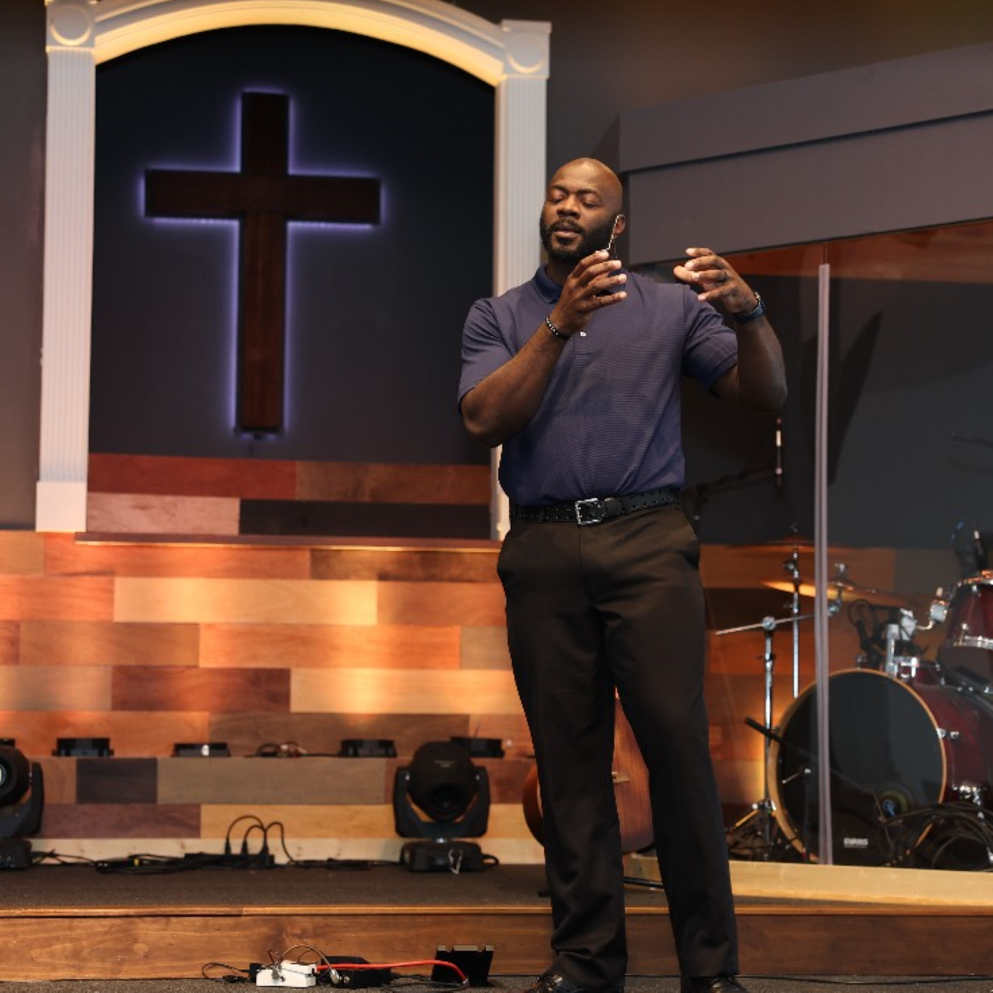 #264: From Military To The Ministry, Army War Vet Preaches & Teaches Biblical Leadership