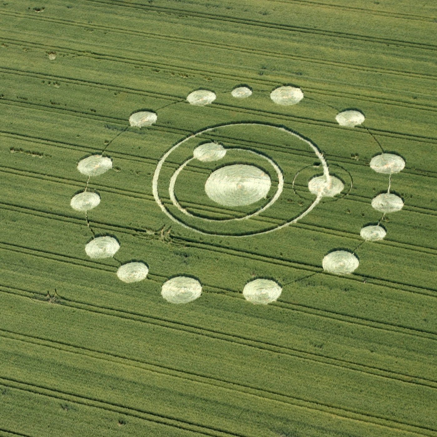 Ep. #320: Crop Circles w/ Lucy Pringle & Freddy Silva