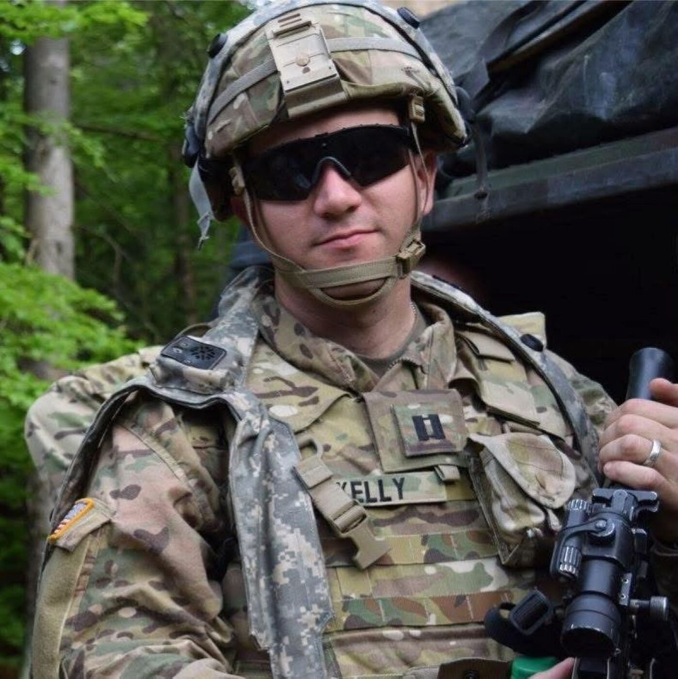 #275: Poet & Military Officer Finding Faith and Hope Amidst "The Spurs Of Service"