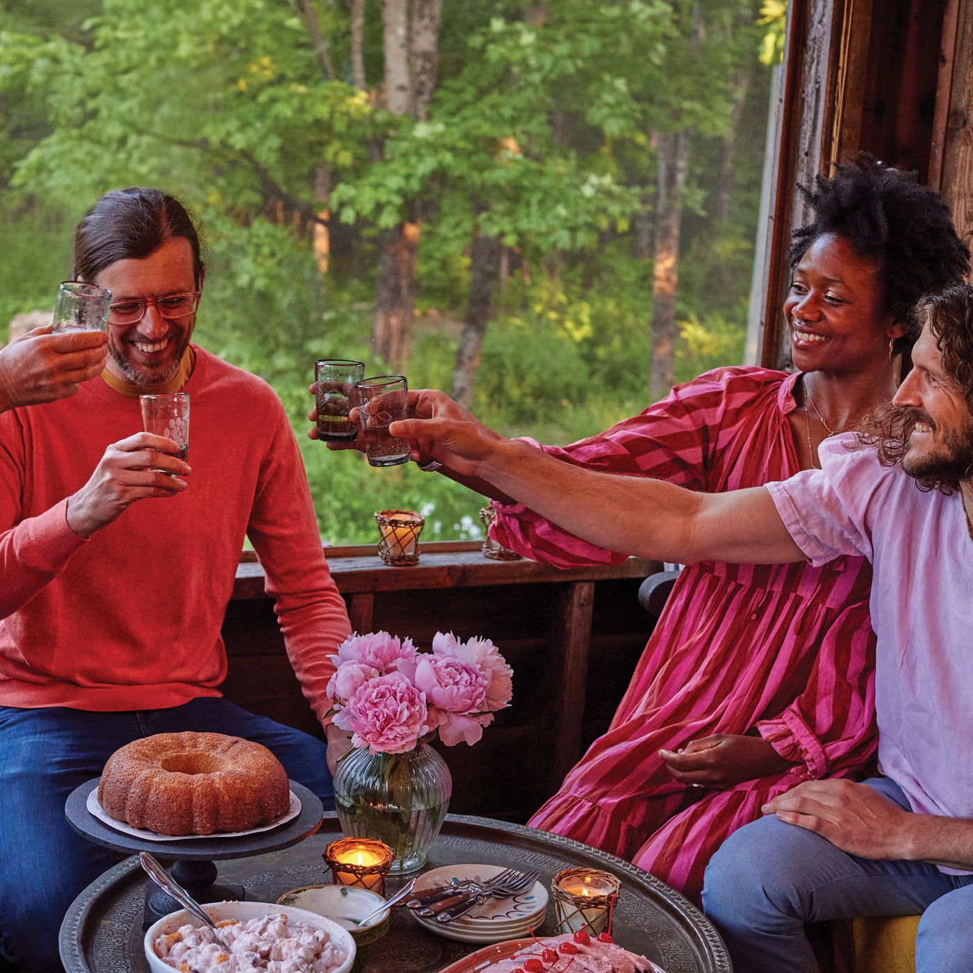 A fabulous Thanksgiving potluck with Good Food's chosen family