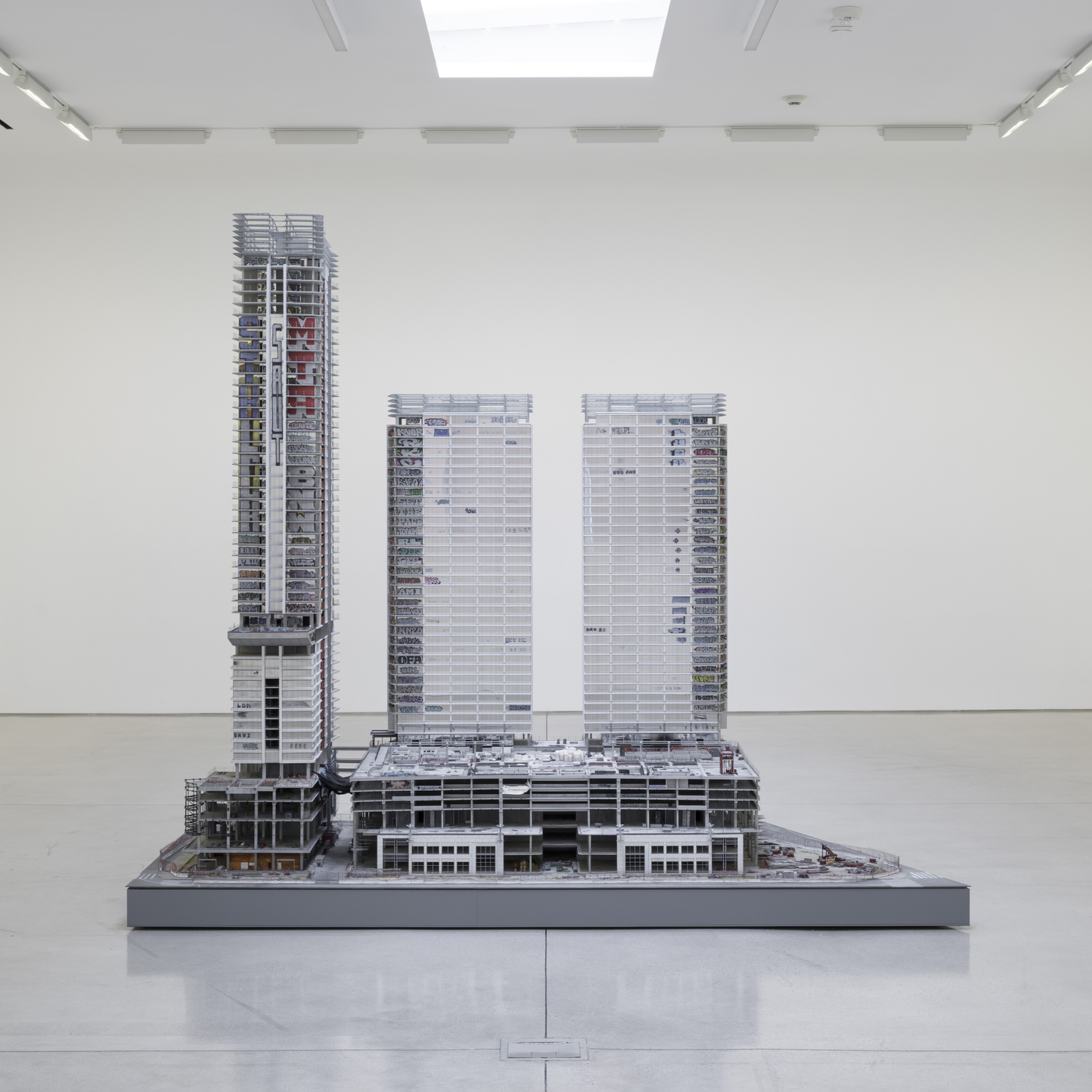 Artist Sayre Gomez recreates LA’s infamous ‘graffiti towers’