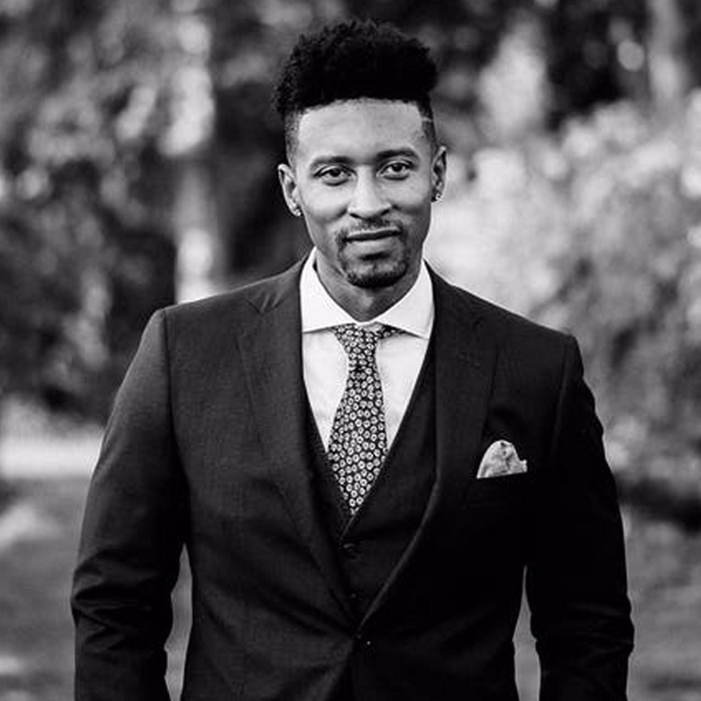 How To Become Limitless In Life & In Business | Julian Hayes II Ep.127