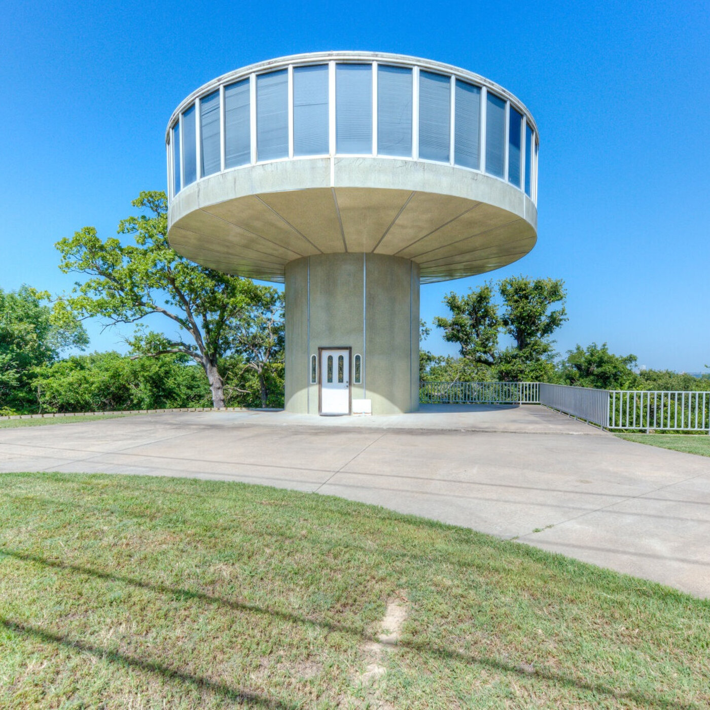 Flying saucers to space bubbles