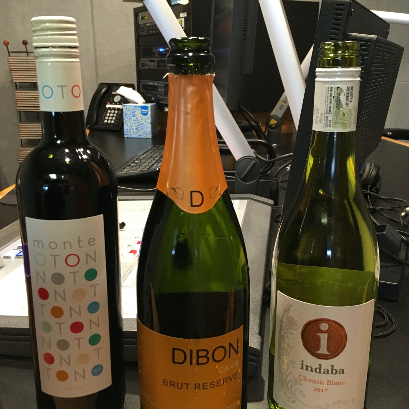 How to save money on your Wedding Wine